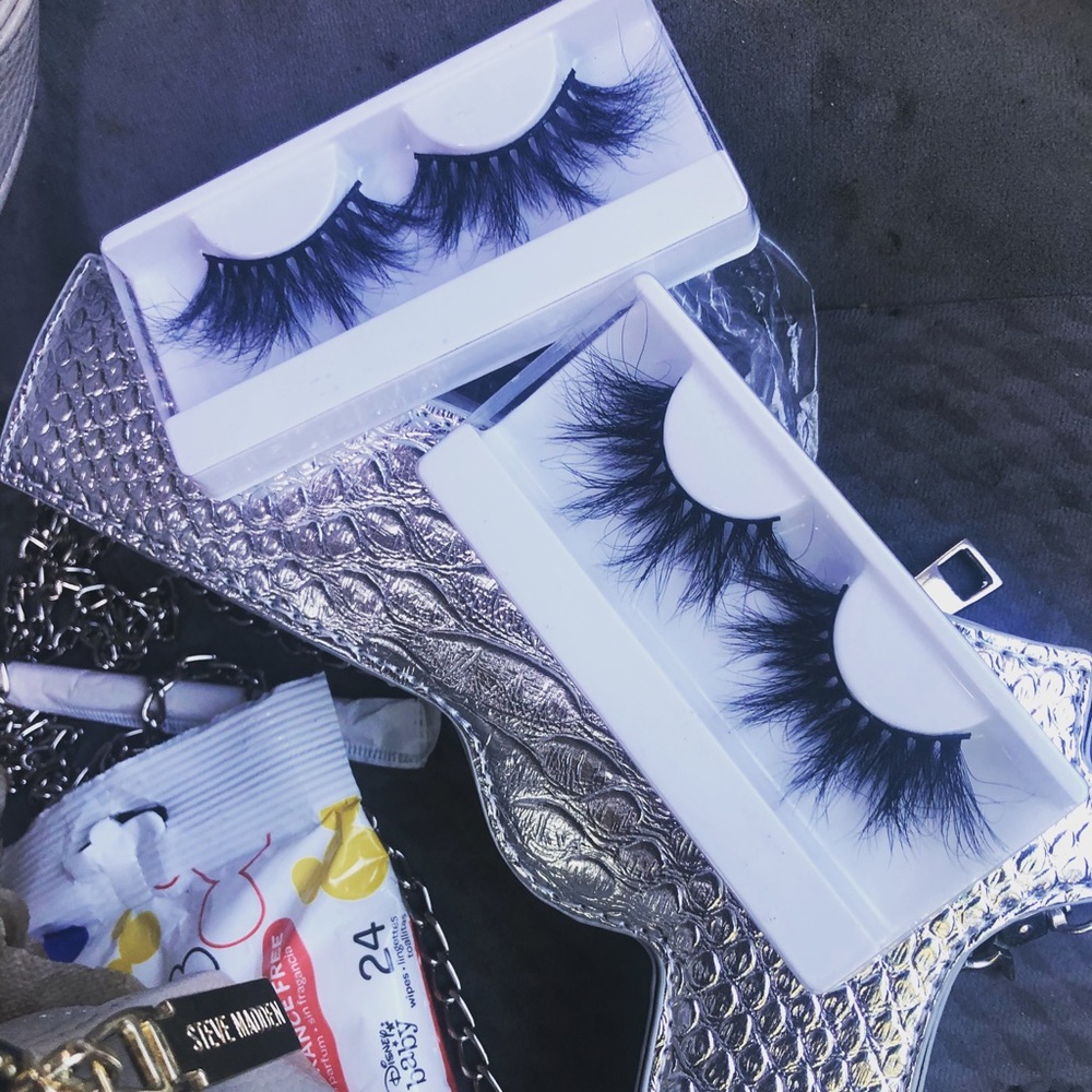 ASiA ASiO Lashes ✨ “ BiG BLiNKS “
